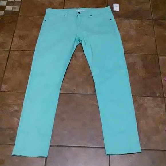 NWT Women's Skinny Jeans - Picture 1 of 7